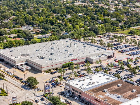 1257 E Witte Road 16, Houston TX 77055