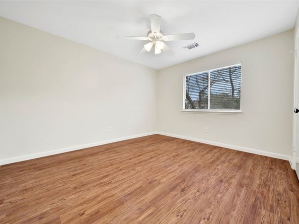 1427 Redwood Village Circle, Spring TX 77386