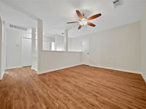 1427 Redwood Village Circle, Spring TX 77386