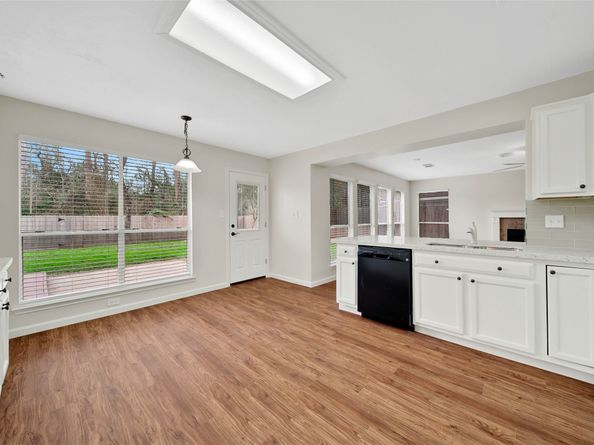 1427 Redwood Village Circle, Spring TX 77386