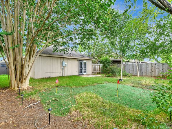 17439 Glenmorris Drive, Houston TX 77084