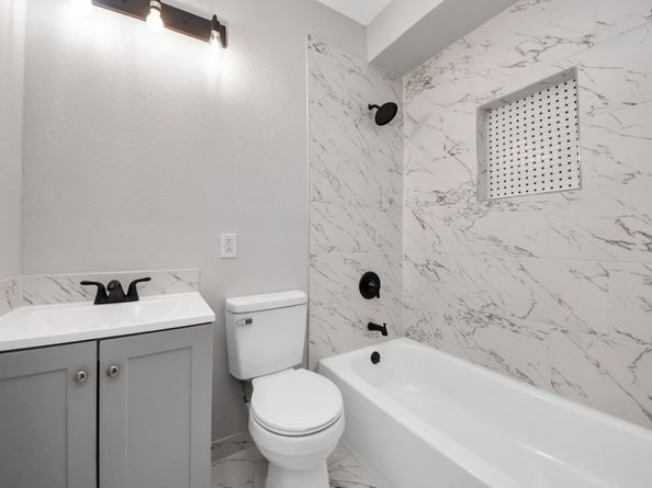 409 S 72nd Street, Houston TX 77011