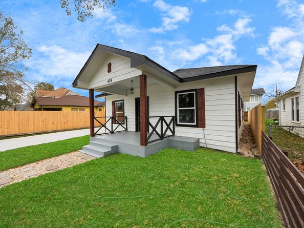 409 S 72nd Street, Houston TX 77011