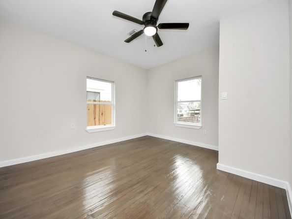 409 S 72nd Street, Houston TX 77011