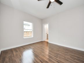 409 S 72nd Street, Houston TX 77011