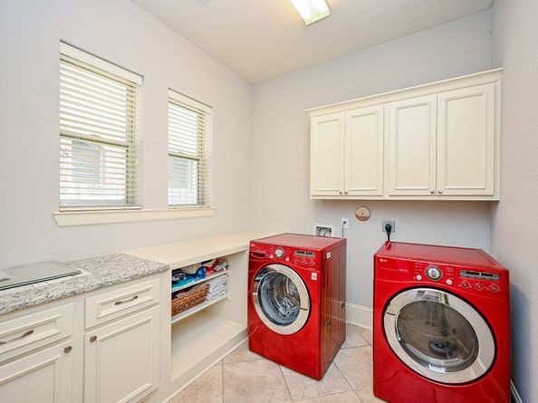 6114 S Tamarino Park Lane, Sugar Land TX 77479