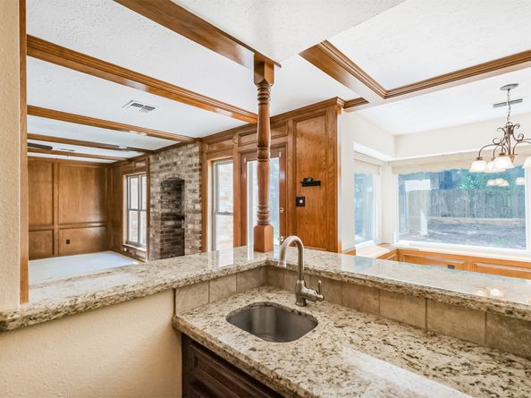 5803 Green Springs Drive, Houston TX 77066