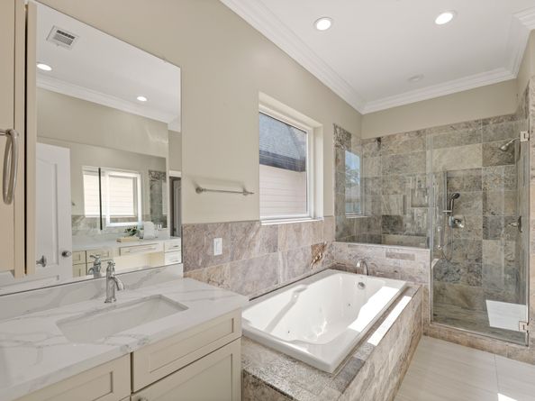 1148 Du Barry Lane, Houston TX 77018