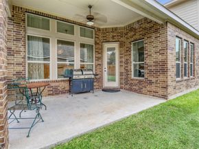 2043 Summer Gardens Lane, Katy TX 77493