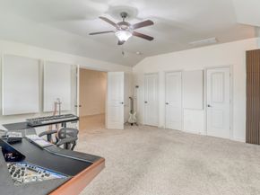 2043 Summer Gardens Lane, Katy TX 77493