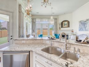 2043 Summer Gardens Lane, Katy TX 77493