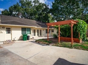 4427 Lymbar Drive, Houston TX 77096