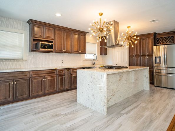4427 Lymbar Drive, Houston TX 77096