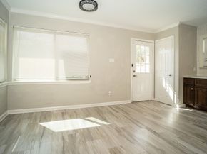 4427 Lymbar Drive, Houston TX 77096