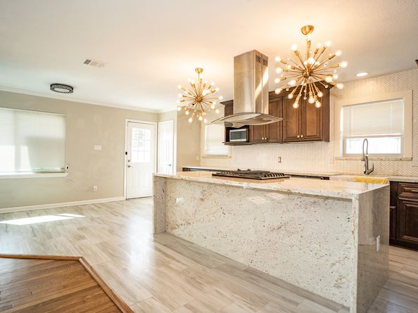 4427 Lymbar Drive, Houston TX 77096