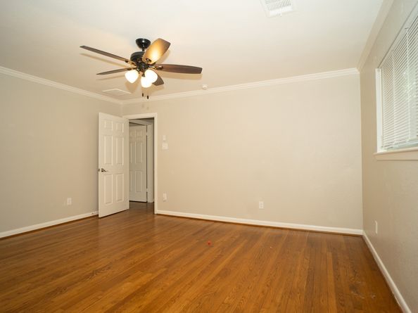 4427 Lymbar Drive, Houston TX 77096