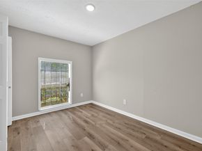5243 Wickview Lane, Houston TX 77053