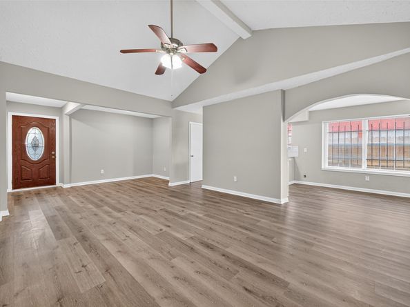 5243 Wickview Lane, Houston TX 77053