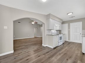 5243 Wickview Lane, Houston TX 77053