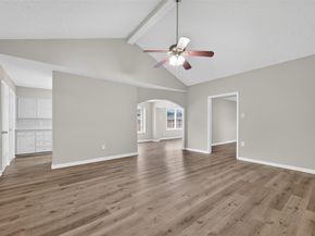 5243 Wickview Lane, Houston TX 77053
