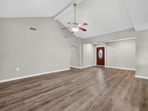 5243 Wickview Lane, Houston TX 77053