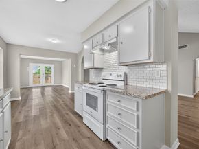 5243 Wickview Lane, Houston TX 77053