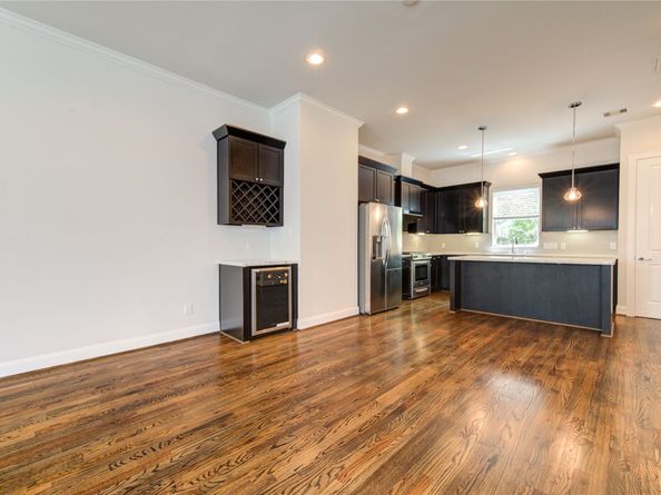 10 Hermann Park Court, Houston TX 77021