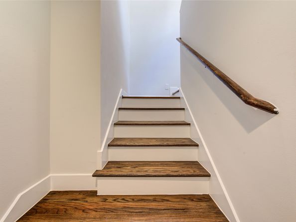 10 Hermann Park Court, Houston TX 77021