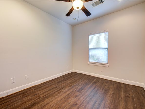 10 Hermann Park Court, Houston TX 77021