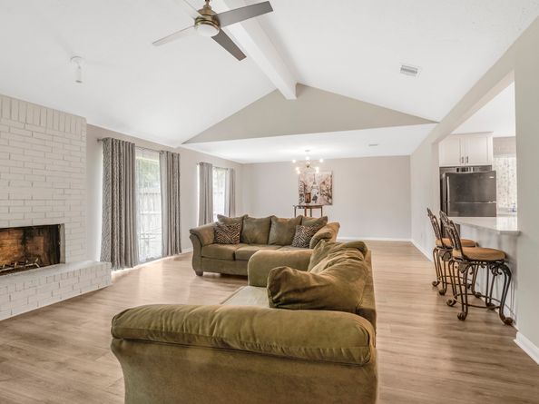 3206 Knoll Manor Drive, Kingwood TX 77345