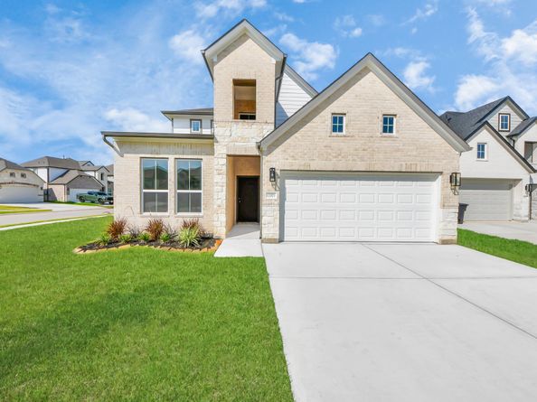 12003 Maple Oak Drive, Houston TX 77066