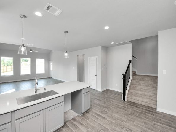 12003 Maple Oak Drive, Houston TX 77066