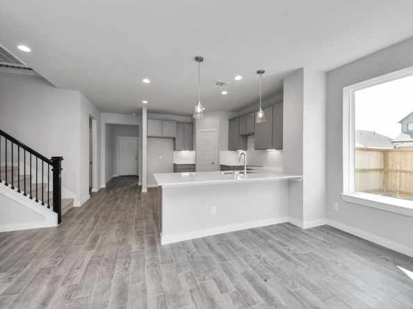 12003 Maple Oak Drive, Houston TX 77066