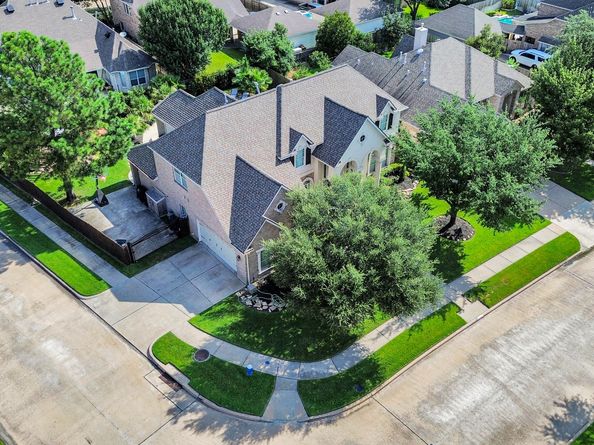 17314 Pinecreek Hollow Lane, Houston TX 77095