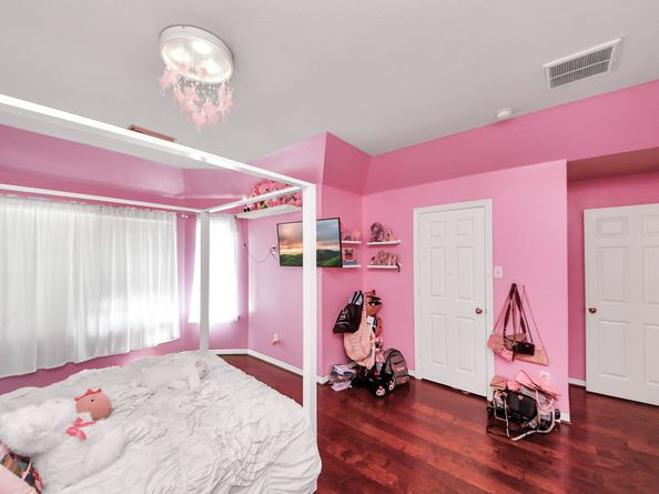 17314 Pinecreek Hollow Lane, Houston TX 77095