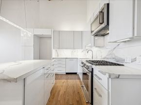 915 Franklin Street 9I, Houston TX 77002