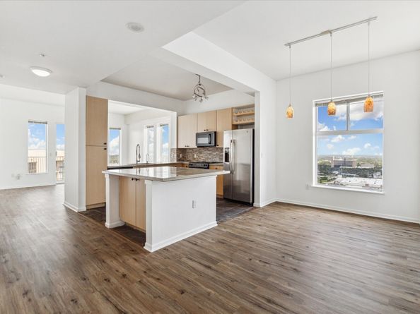 3505 Sage Road 2810, Houston TX 77056