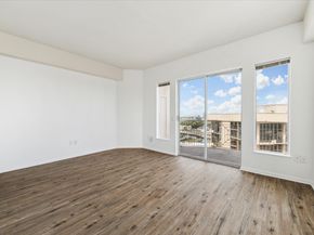 3505 Sage Road 2810, Houston TX 77056