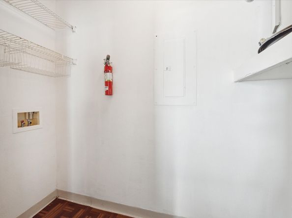 3505 Sage Road 2810, Houston TX 77056