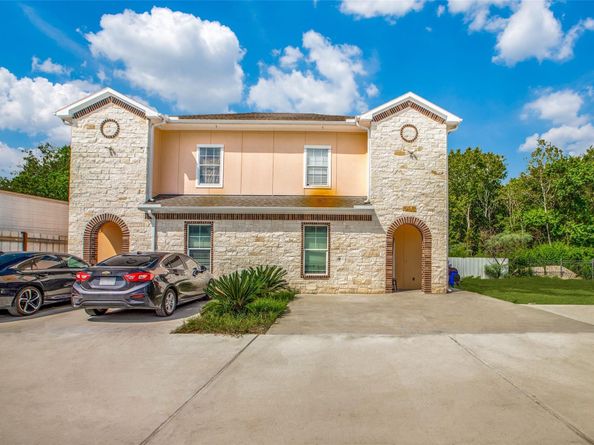 6820 Winfield Road, Houston TX 77050