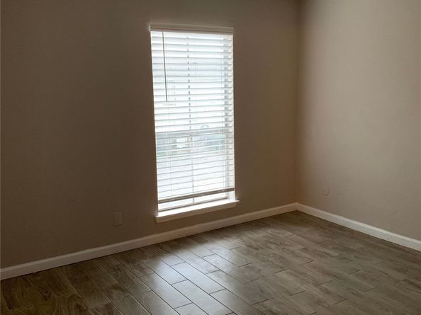 6200 W Tidwell Road 1110, Houston TX 77092