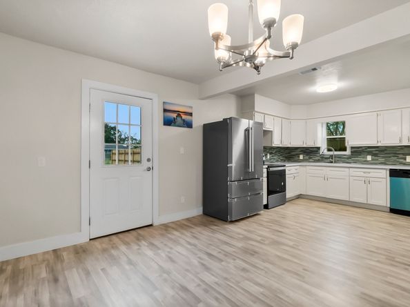 4622 Firnat Street, Houston TX 77016