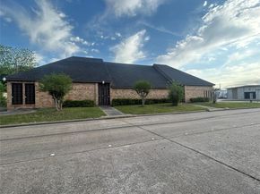 7555 Morley Street, Houston TX 77061