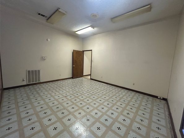 7555 Morley Street, Houston TX 77061