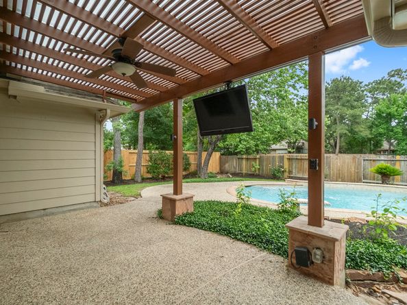 31 Trilling Bird Place, The Woodlands TX 77384