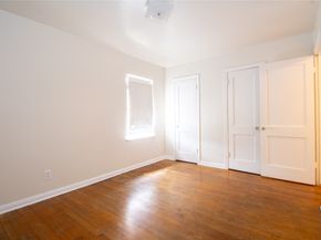 6038 Belcrest Street, Houston TX 77033