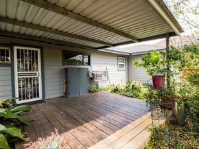 6038 Belcrest Street, Houston TX 77033