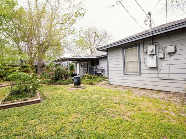 6038 Belcrest Street, Houston TX 77033