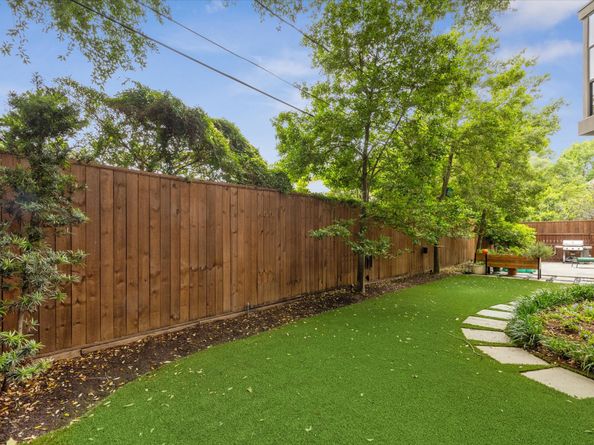 4013 Ella Lee Lane, Houston TX 77027