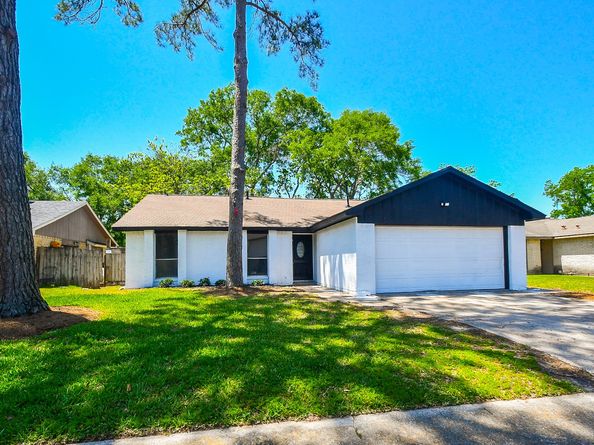 19919 Burle Oak Drive, Humble TX 77346